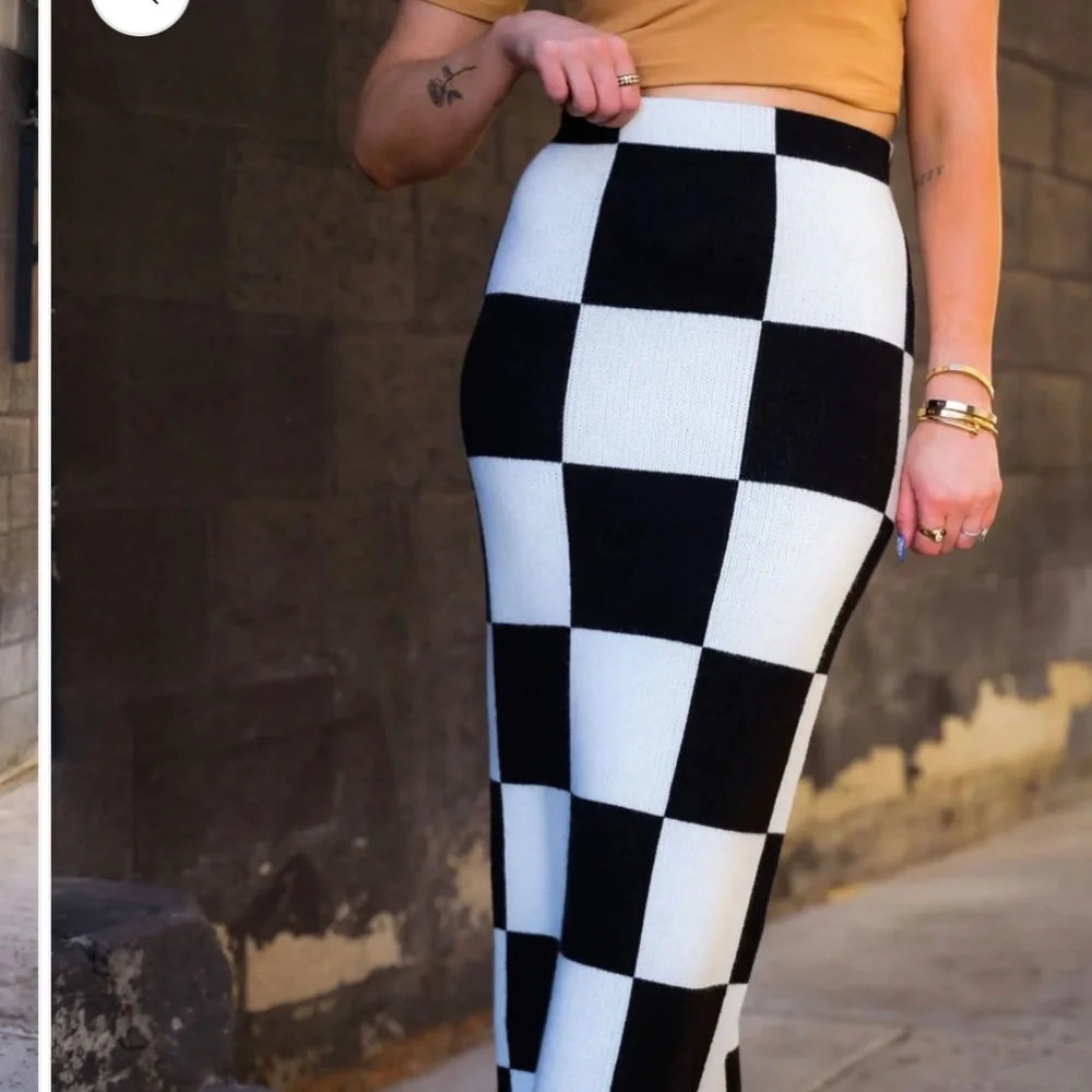 LALA ORIGINAL To The Stars Knit Skirt in Checkerboard - Picture 3 of 8